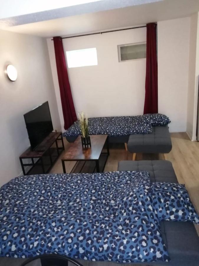 푸아티에 Appatement T3 Meuble A Neuf 아파트 외부 사진