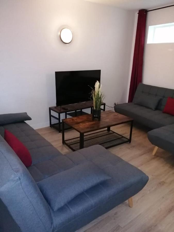 푸아티에 Appatement T3 Meuble A Neuf 아파트 외부 사진